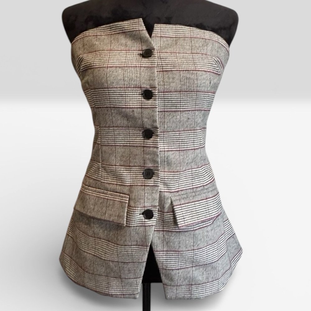 Foret Strapless Button Down Top Nwot - image 4